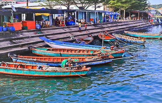 FISHING TRIP SUNRISE “BIG FISH” FISHING