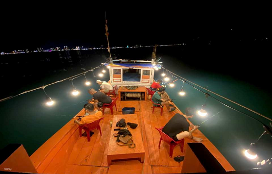 SUNSET AND NIGHT SQUID FISHING TOUR