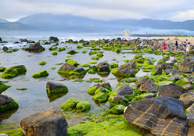 Nam O Reef Check-In Spot For Travelers In Da Nang